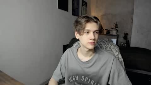 Adam online show from December 4, 9:05 am