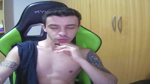 1good_vibes1 online show from April 7, 4:34 am