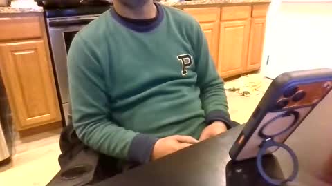 Iwantu2feelme online show from February 14, 3:23 am