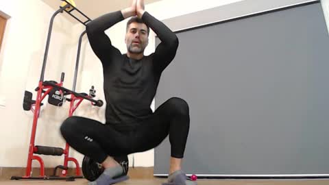 1manshow11 online show from November 17, 3:15 pm