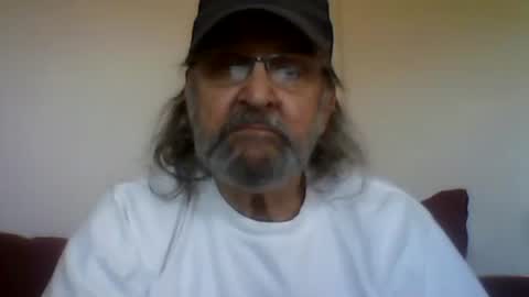 1valentine online show from February 6, 10:10 pm