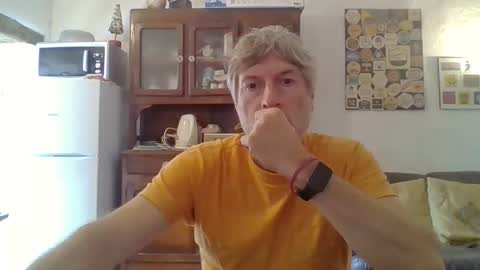 22esserre online show from October 9, 11:15 am