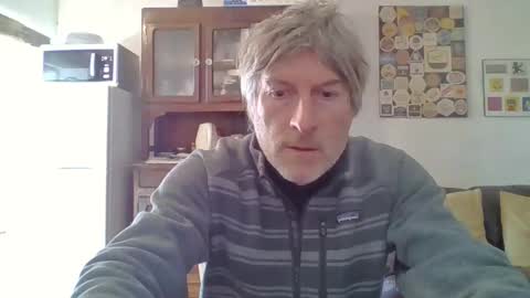 22esserre online show from January 3, 9:47 am