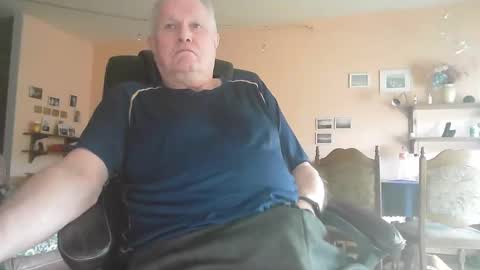 29famila online show from December 16, 1:18 pm