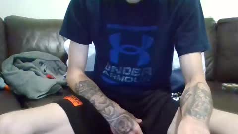 Snapshot of 420feetloverr420 chatting on October 10, 12:48 am 420feetloverr420 online show from October 10, 12:48 am