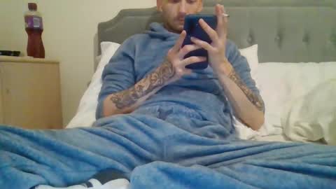 420feetloverr420 online show from March 23, 9:15 am