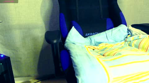 Larese Carlo online show from December 10, 12:34 am