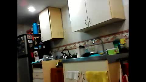 69hornyco69 online show from December 15, 5:42 pm