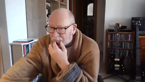  Papi  online show from March 12, 10:05 am