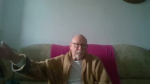  Papi  online show from December 29, 11:40 am