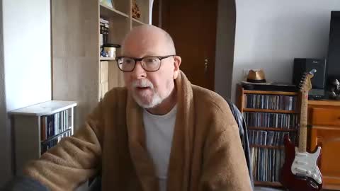  Papi  online show from February 12, 9:20 am