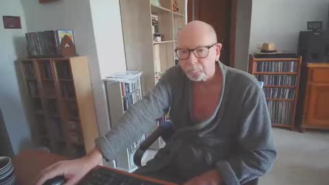  Papi  online show from October 17, 9:13 am