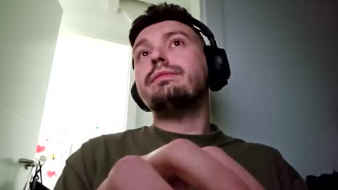 8inchdude93 online show from October 6, 10:31 am