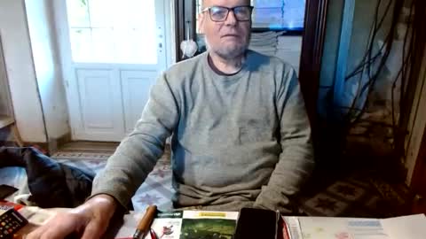 _123_voyeur_ online show from March 17, 10:51 am