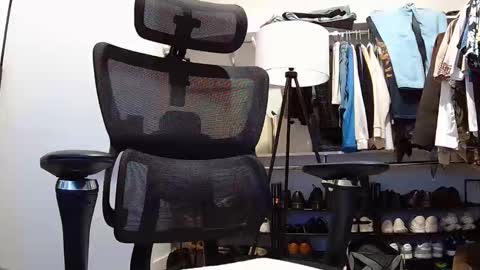 _alec__ online show from December 15, 5:21 pm