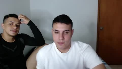 Alex online show from January 29, 1:05 am