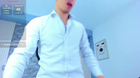 Snapshot of _alexander_gold chatting on October 18, 2:33 pm Alexander online show from October 18, 2:33 pm