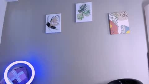 _axelking_ online show from November 21, 12:04 pm