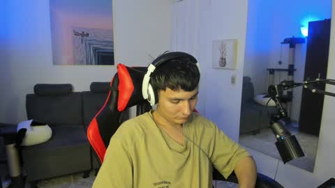 B L A K E online show from December 27, 7:08 am