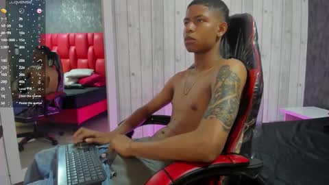 _erick_j online show from March 5, 8:16 pm