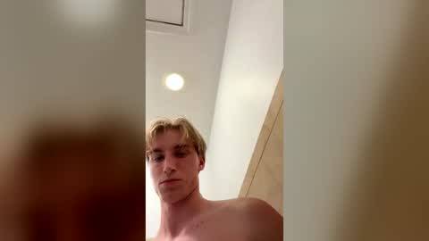 _frosty_69 online show from June 29, 2:51 am