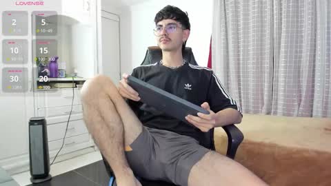 James online show from March 10, 4:18 am