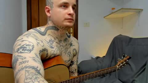 Layne online show from March 19, 2:31 pm