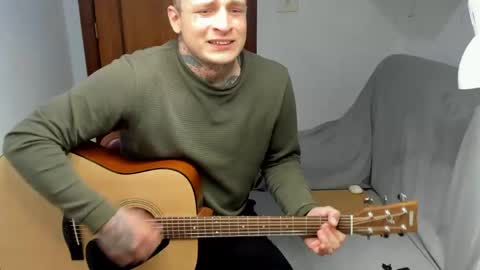 Layne online show from April 7, 3:23 pm