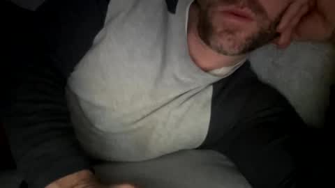 _lululeo_ online show from February 8, 8:09 am