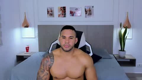 _matthew_santos_ online show from July 13, 11:06 pm