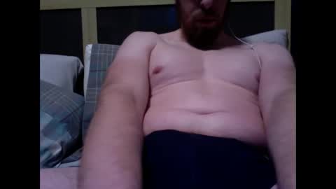 Snapshot of _maverick1985_ chatting on January 28, 10:23 pm _maverick1985_ online show from January 28, 10:23 pm