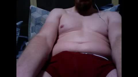 Snapshot of _maverick1985_ chatting on December 16, 12:59 am _maverick1985_ online show from December 16, 12:59 am