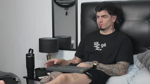 _mrcock_ online show from May 28, 5:49 am
