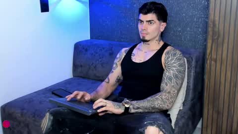 _mrcock_ online show from May 25, 3:24 am