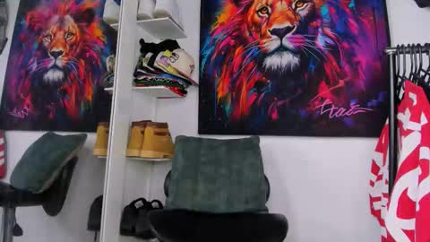 Kevin  online show from February 3, 5:51 pm