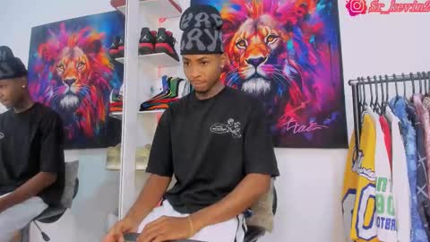 Kevin  online show from November 7, 8:50 am