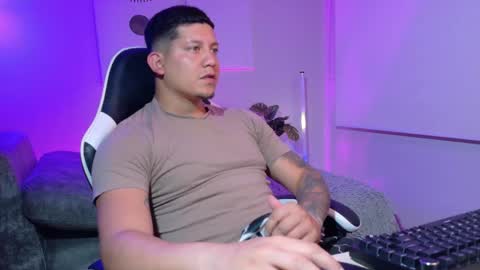 Roberto online show from April 18, 6:04 am