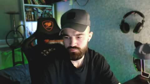 Ask me online show from April 15, 7:58 pm