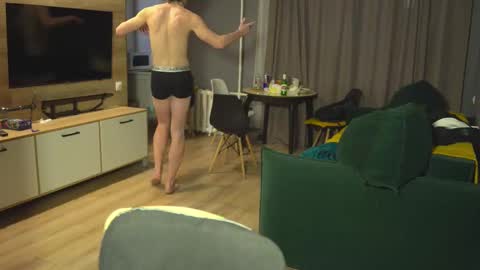 Snapshot of _sopranos_ chatting on February 10, 3:46 am OLIVERERENMARCUSpvt is open online show from February 10, 3:46 am