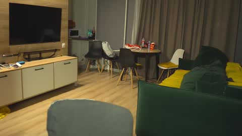 Snapshot of _sopranos_ chatting on January 9, 4:08 am OLIVERERENMARCUSpvt is open online show from January 9, 4:08 am