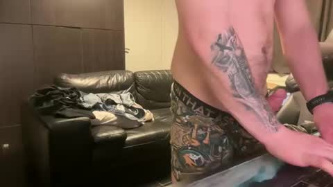 _stevie___ online show from March 27, 10:33 pm