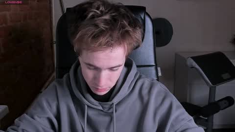 _tokyo_ghoul online show from December 7, 10:12 am