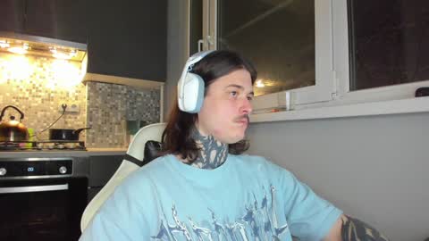 _torfin_ online show from January 3, 3:01 pm