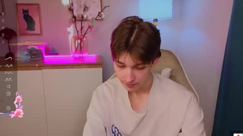 Denis online show from February 25, 1:34 pm