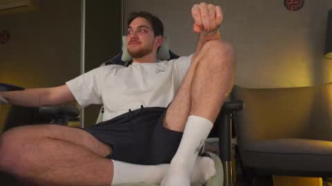 Alex online show from November 29, 8:27 am