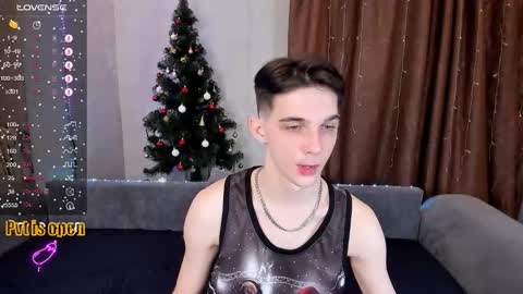 Aaron Bang online show from January 16, 4:59 am