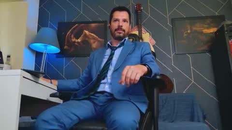 Aaron online show from September 26, 6:11 am