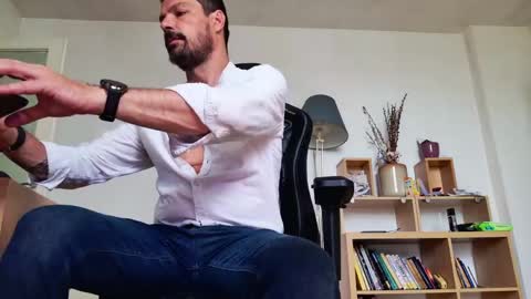 Aaron online show from June 1, 7:41 am
