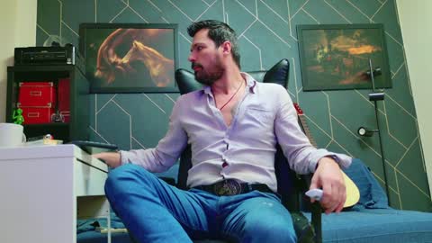 Aaron online show from January 22, 5:48 am