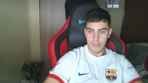 aaronlavine online show from December 29, 3:24 pm